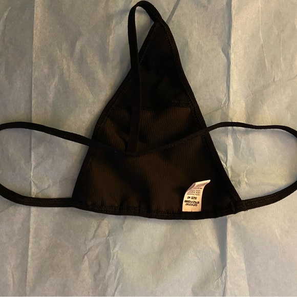 Beautiful Sequin Corset with triangle bottoms - Picture 9 of 11